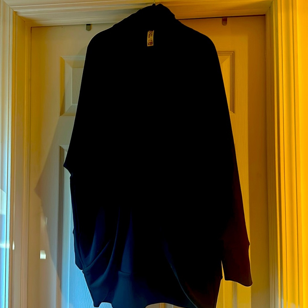 Spanx cocoon wrap. Worn once. Size m/l.